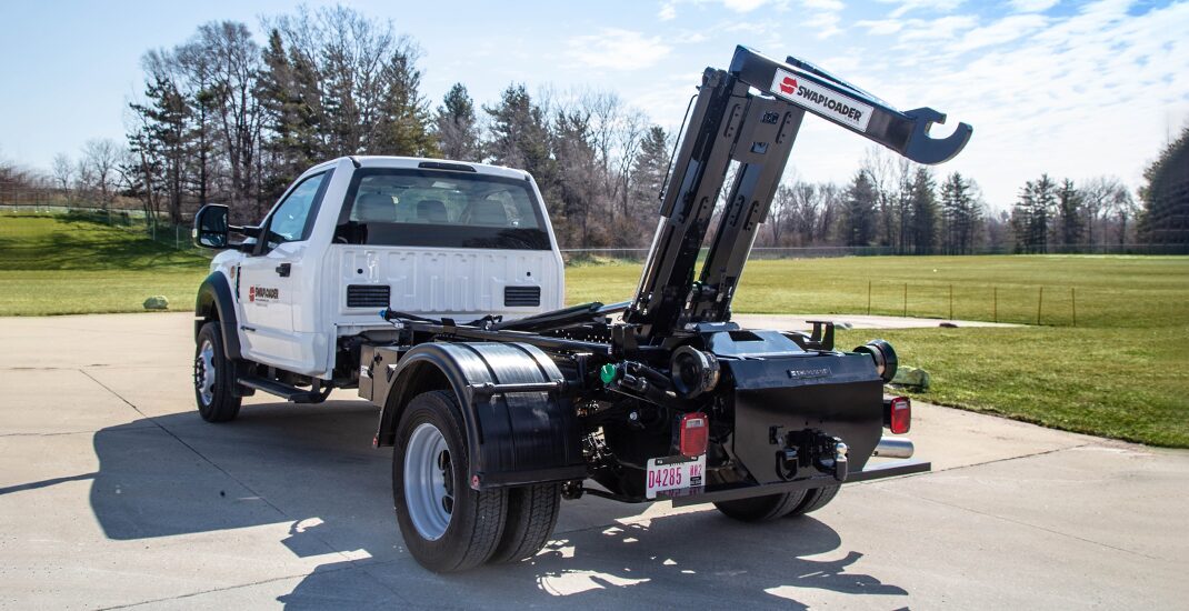 SL 75 FORD TRUCK BL Side