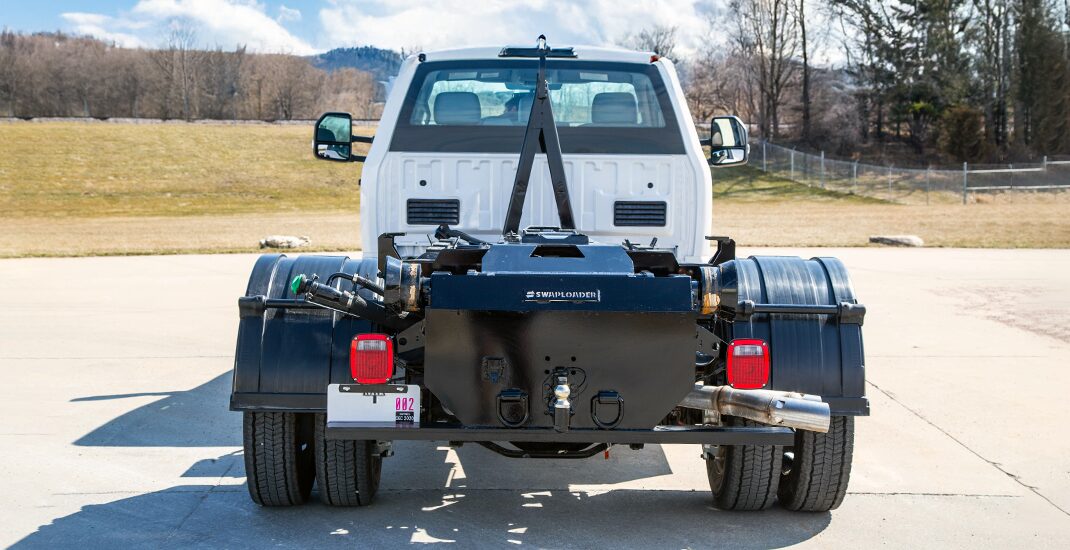 SL 75 FORD TRUCK Back