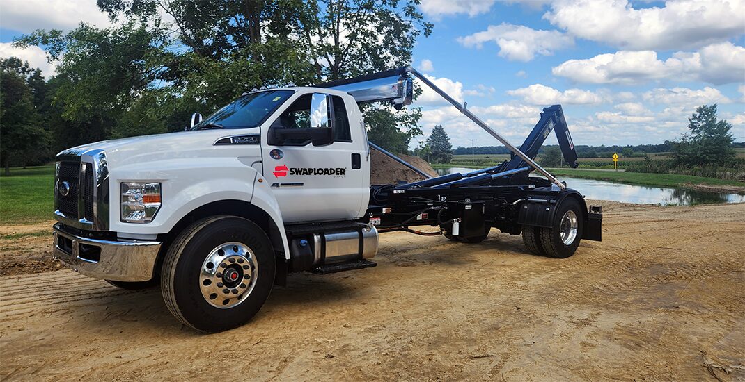 2024 Ford F750 SL 220 Photos 1