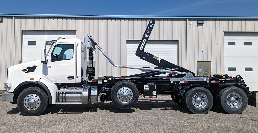 2025 Peterbilt 567 SL 520X