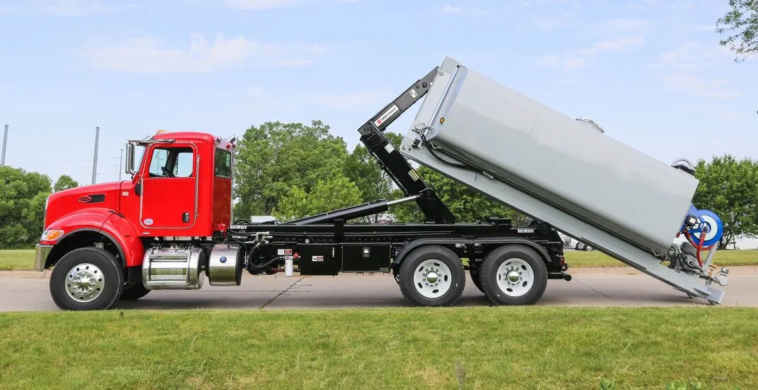518 TANDEMAXLE CONTRACTOR LANDSCAPING PETERBILT